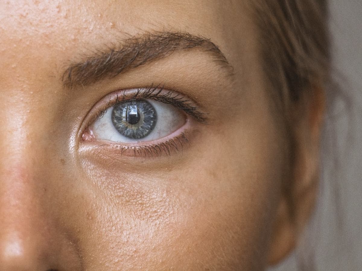 Contorno de ojos de skincare