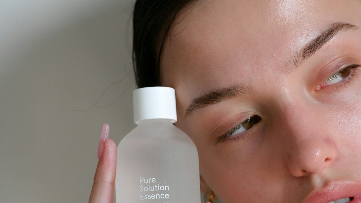 Rutina de skincare para acné y poros